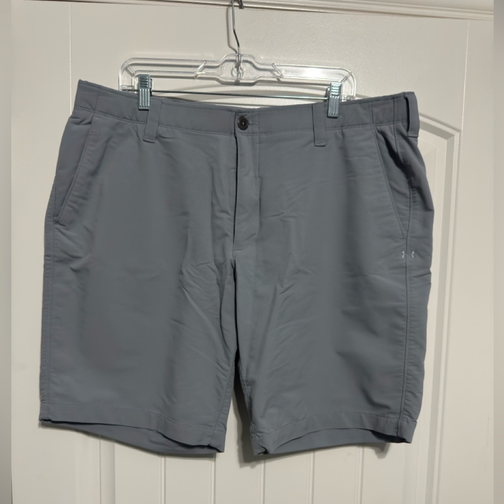 Under Armour Men's Charcoal Flat Front Shorts